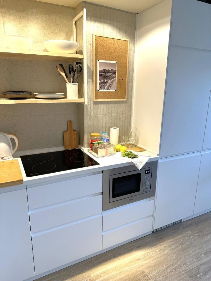 Minerva Estudio Suite White Jasmine, Beach And Pool 贝纳尔马德纳 外观 照片